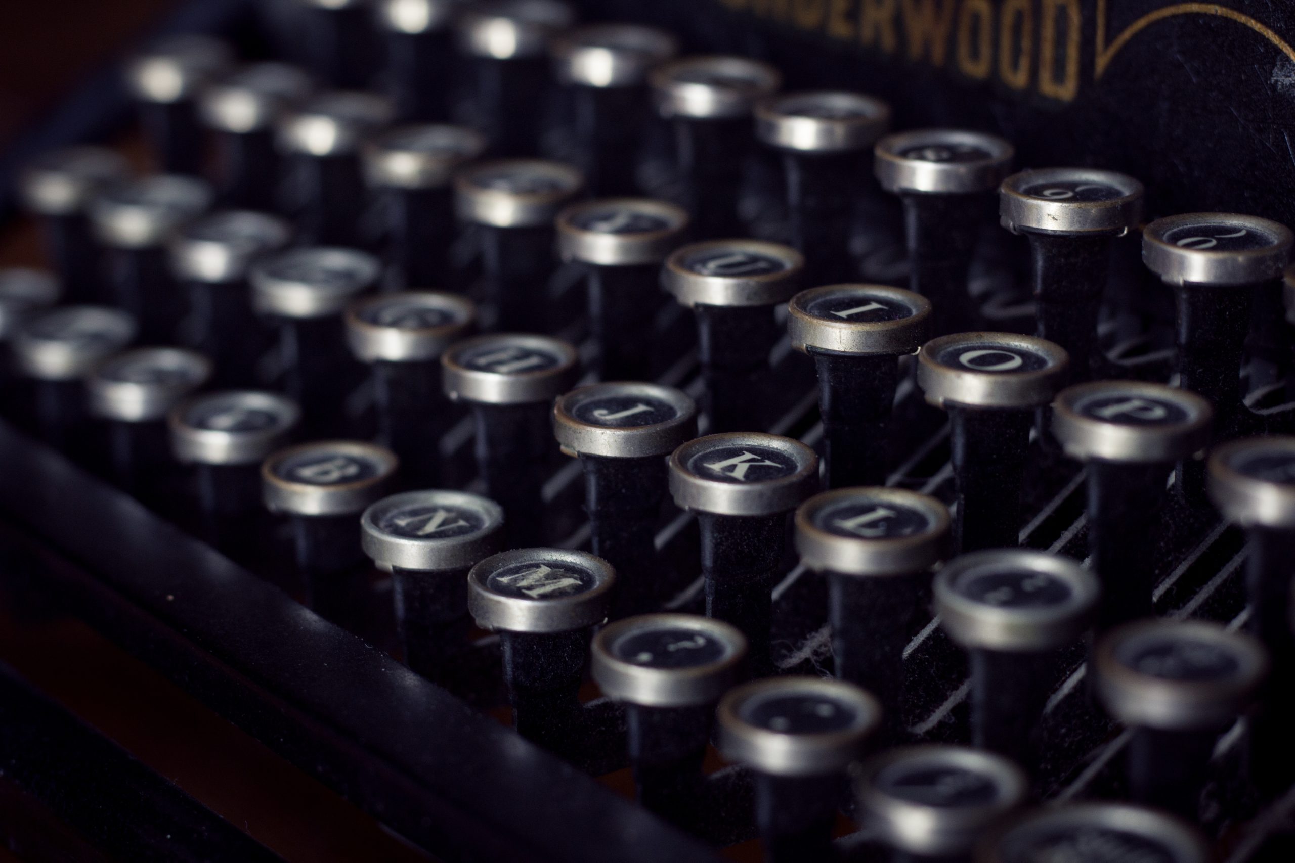 Symbolbild Newsletter-Anmeldung, alte Schreibmaschine